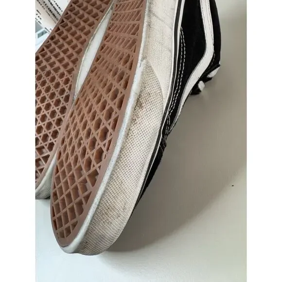 Vans Old Skool Lace Ups Shoes 6 M 7.5 W Black Suede Thrashed Rock WornIn Classic - Picture 13 of 14